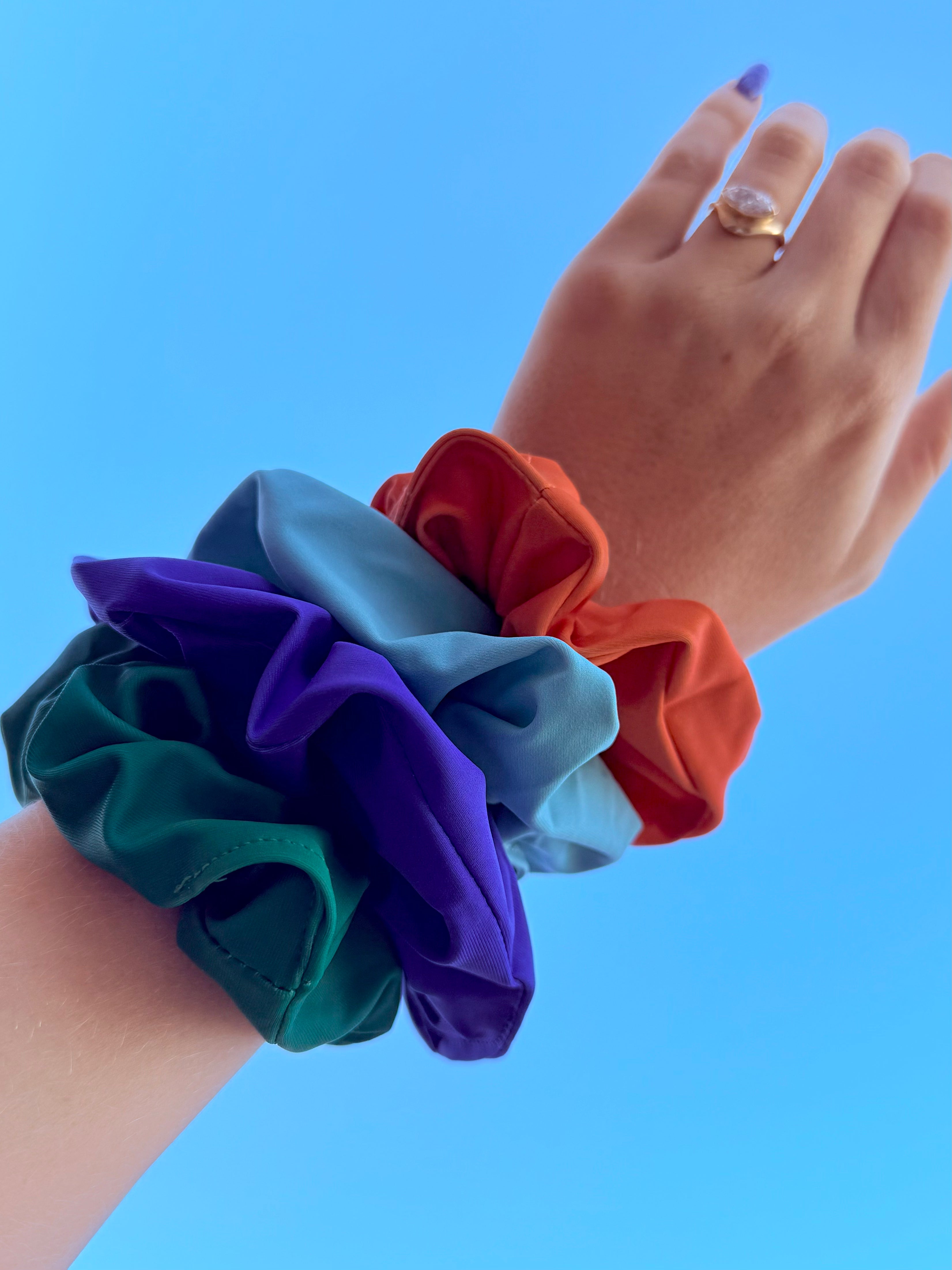 Swim scrunchie